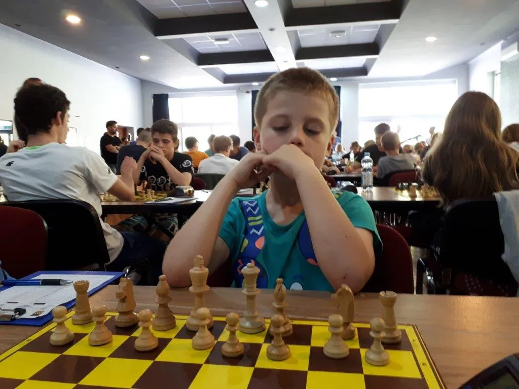 Raczek zwycięża w OMW!