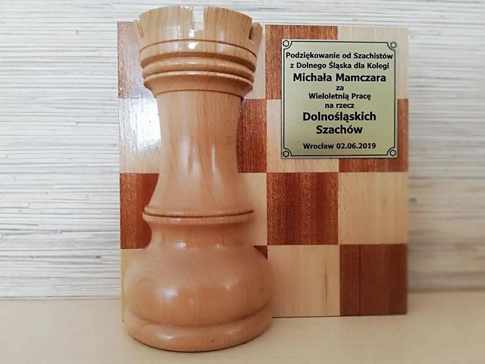 Statuetka Dolnośląskiego Związku Szachowego